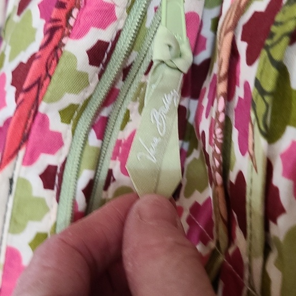 Vera Bradley Hello Dahlias Retired Purse Shoulder Bag Floral Kiss Lock GUC READ - Picture 13 of 16